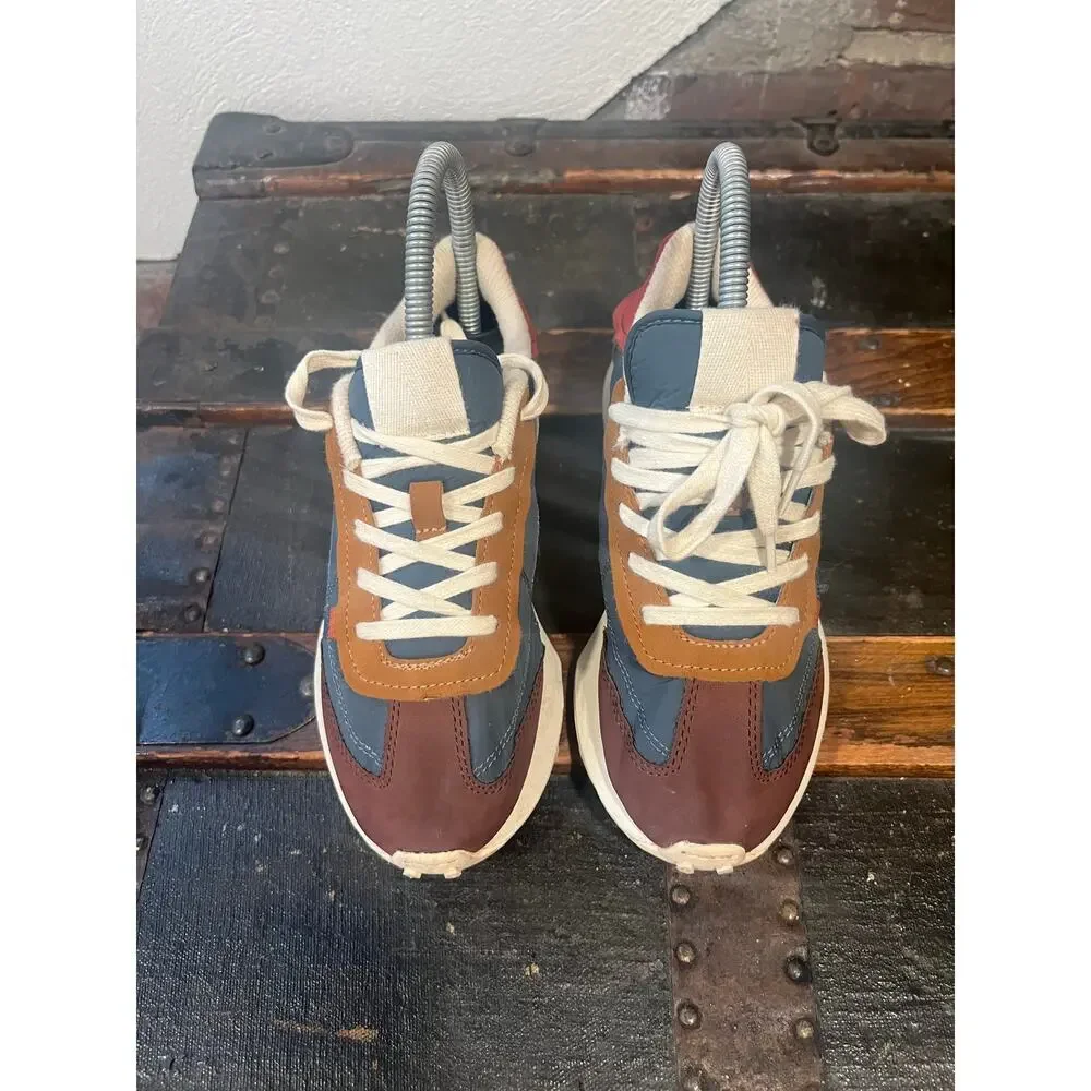 Zara Kids Memory Effect Insoles Multicolored Outdoor Hiking Sneakers  size 2.5